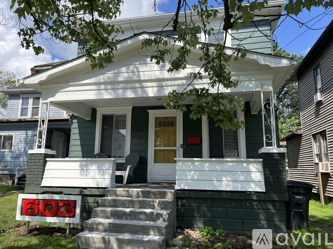 603 Mc Dowell Ave 3 Beds Single Family Home for Rent - Photo gallery 2