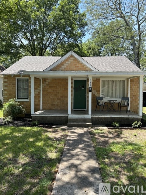 831 Center St Unit A 3 Beds Apartment for Rent