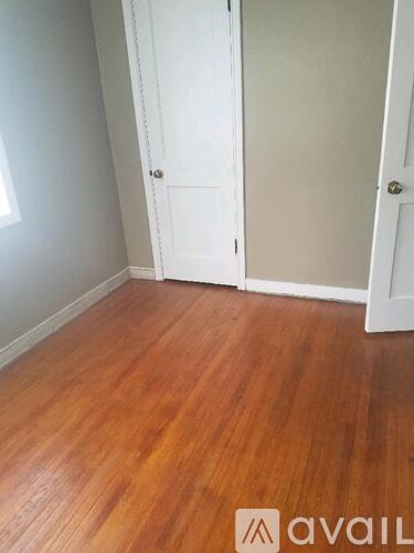 1945 Mckinney Ave 2 Beds Single Family Home for Rent - Photo gallery 2