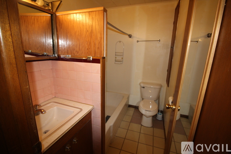 502 Wollan Street 1 Apartment for Rent - Photo gallery 3