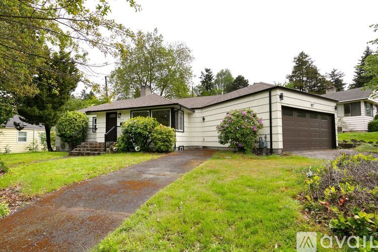 7200 28th Ave NE 3 Beds Single Family Home for Rent - Photo gallery 2