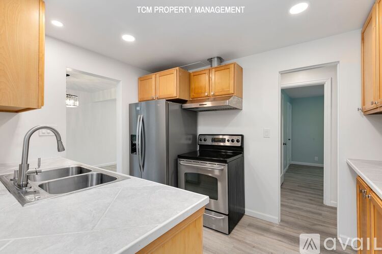 7200 28th Ave NE 3 Beds Single Family Home for Rent - Photo gallery 5