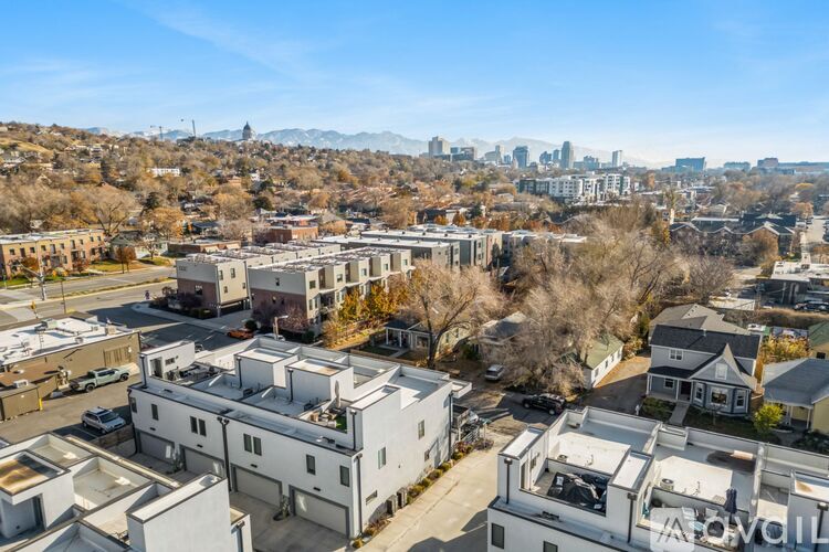 322 Reed Ave N 3 Beds Townhouse for Rent - Photo gallery 2