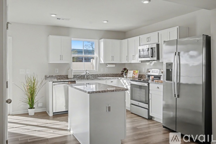 2935 Winterberry Drive, Unit 19 3 Beds Single Family Home for Rent - Photo gallery 1