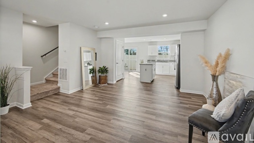 2935 Winterberry Drive, Unit 19 3 Beds Single Family Home for Rent - Photo gallery 4