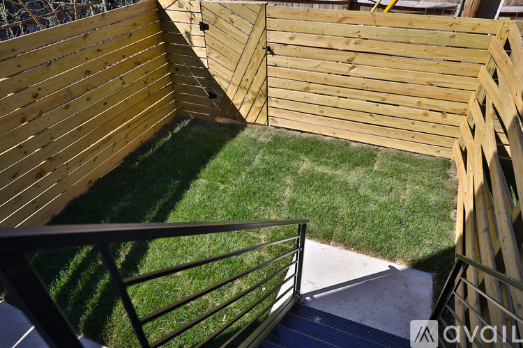 2541 Turner St 4 Beds Single Family Home for Rent - Photo gallery 3