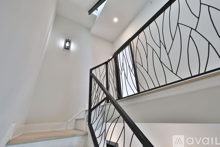 2541 Turner St 4 Beds Single Family Home for Rent - Photo gallery 4