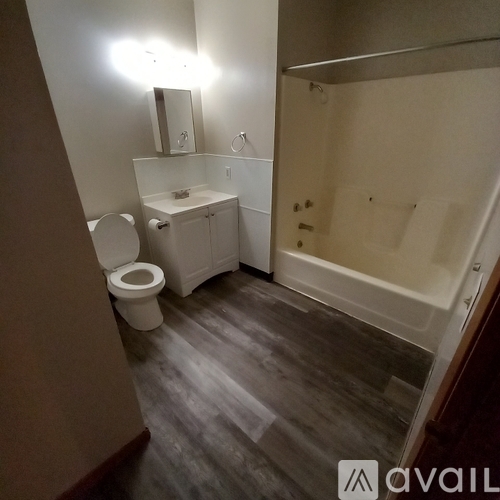 2400 N 8th St 3 Beds Apartment for Rent - Photo gallery 5