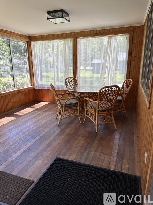 4 Pine Lane 4 Beds Single Family Home for Rent - Photo gallery 4