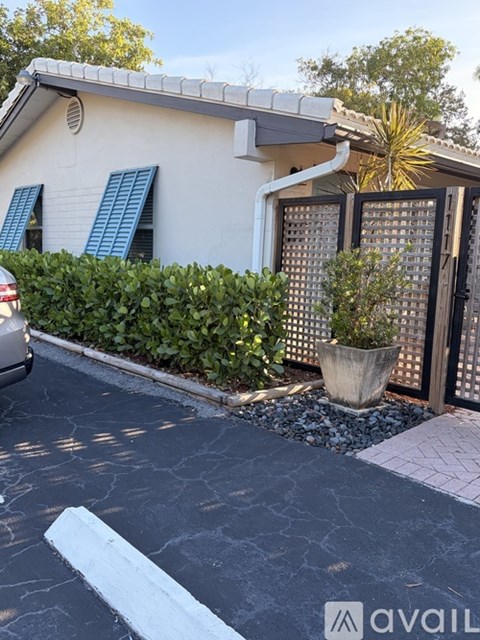1117 Southwest 15Th Avenue 1 Apartment for Rent