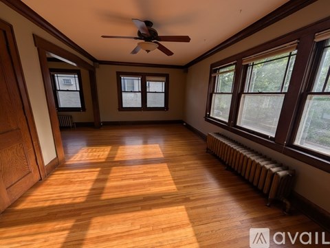 3439 Harriet Avenue 2 Beds Apartment for Rent