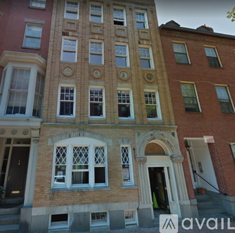 11 Temple St 2 Beds Apartment for Rent