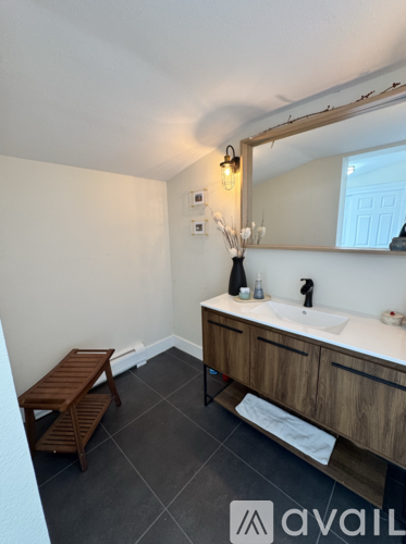1089 West Stanford Avenue 1 Apartment for Rent - Photo gallery 2