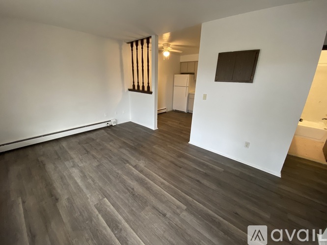12640 Grand River Ave 2 Beds Apartment for Rent - Photo gallery 2