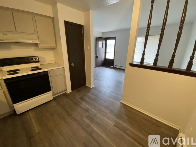 12640 Grand River Ave 2 Beds Apartment for Rent - Photo gallery 3