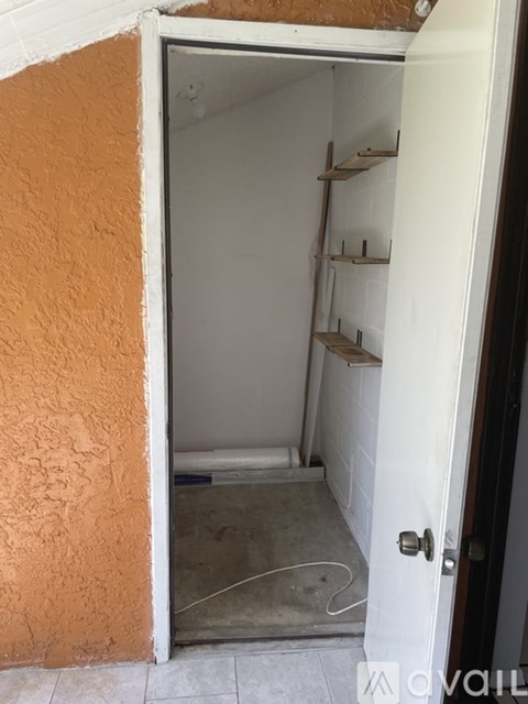 72 Silver Park Cr 2 Beds Apartment for Rent