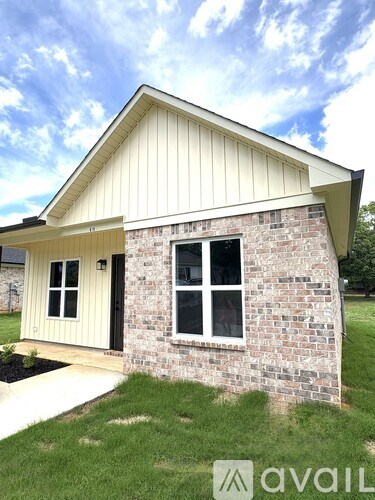 619 Williams St 1 Apartment for Rent