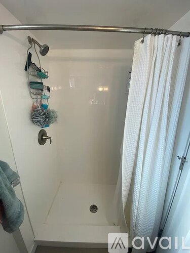 3098 South Kenwood Street 2 Beds Single Family Home for Rent - Photo gallery 4