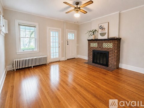 78 South Pine Avenue 3 Beds Apartment for Rent