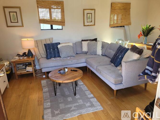 1004 Electric Avenue 2 Beds Apartment for Rent - Photo gallery 1