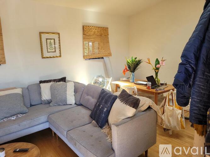 1004 Electric Avenue 2 Beds Apartment for Rent - Photo gallery 3