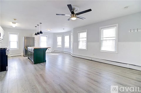 143 Tell Street 2 Beds Apartment for Rent