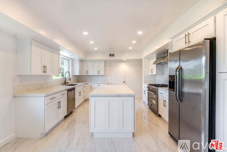 3318 Dona Maria Drive 4 Beds Single Family Home for Rent - Photo gallery 1