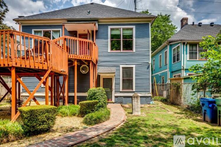 523 Boulevard Southeast 2 Beds Apartment, Condo for Rent - Photo gallery 1