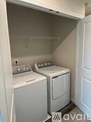 1607 Mountain Ash Lane 3 Beds Townhouse for Rent - Photo gallery 3