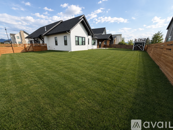 1801 Windrow Dr 4 Beds Single Family Home for Rent - Photo gallery 4