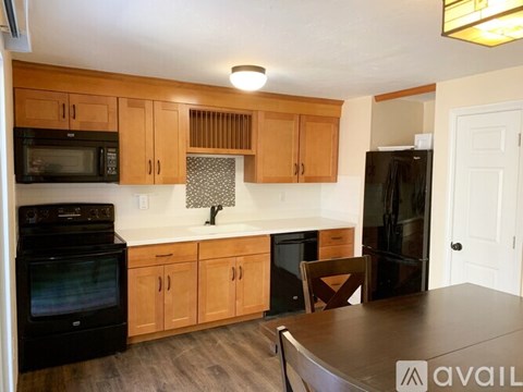 300 Falmouth Road 2 Beds Apartment for Rent