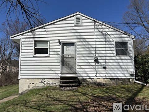 222 Sunnyside Ave REAR 2 Beds Apartment for Rent