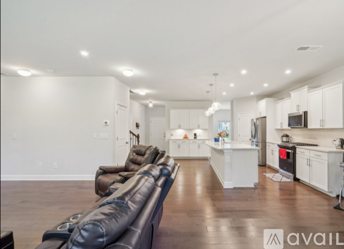5779 Wheeler Ridge Road 5 Beds Single Family Home for Rent - Photo gallery 2