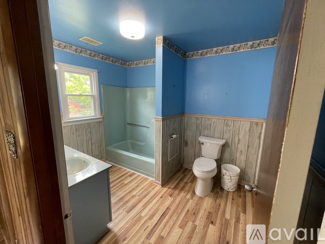 2002 Hutton Drive 3 Beds Single Family Home for Rent - Photo gallery 2