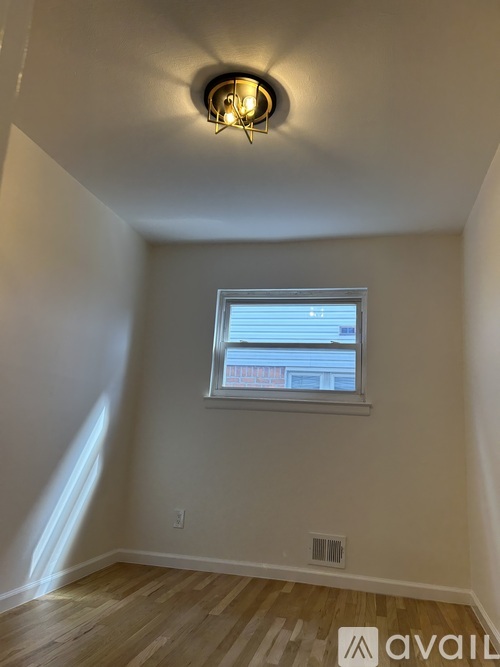 2731 East 65th Street 3 Beds Apartment for Rent - Photo gallery 2
