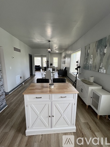 6077 Linwood St 2 Beds Townhouse for Rent - Photo gallery 5