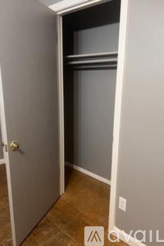 95 East Frank Avenue 4 Beds Single Family Home for Rent - Photo gallery 1