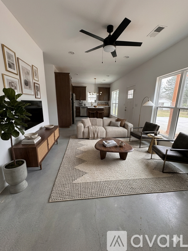296 Whitaker Drive 2 Beds Apartment for Rent - Photo gallery 1
