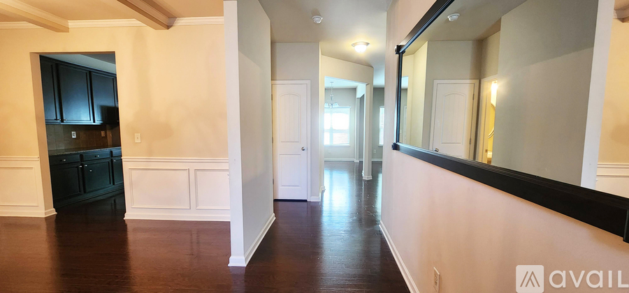 119 Gloster Park Court 4 Beds Single Family Home for Rent - Photo gallery 2