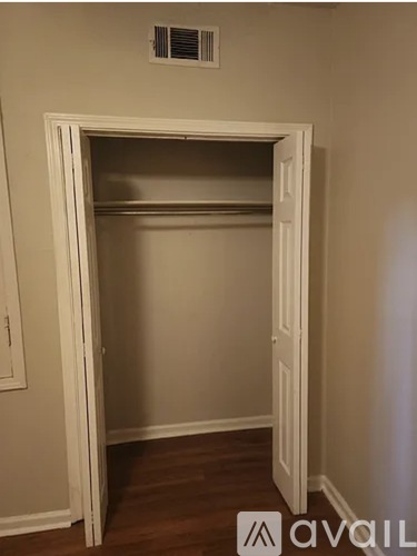 4501 South Prieur Street 2 Beds Apartment for Rent - Photo gallery 5