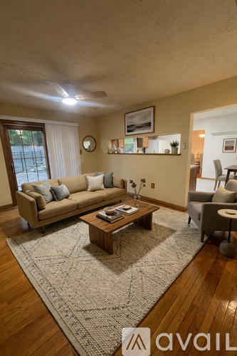 2450 Indian Court 3 Beds Single Family Home for Rent - Photo gallery 2