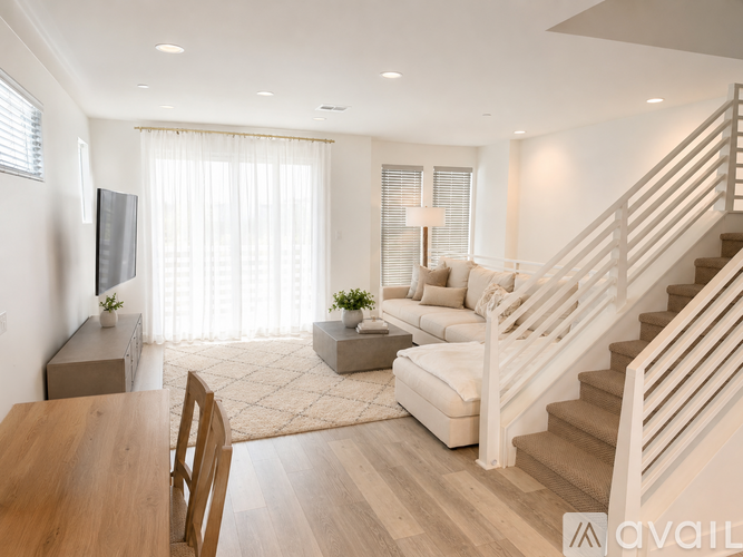1688 Topanga 3 Beds Townhouse for Rent - Photo gallery 3