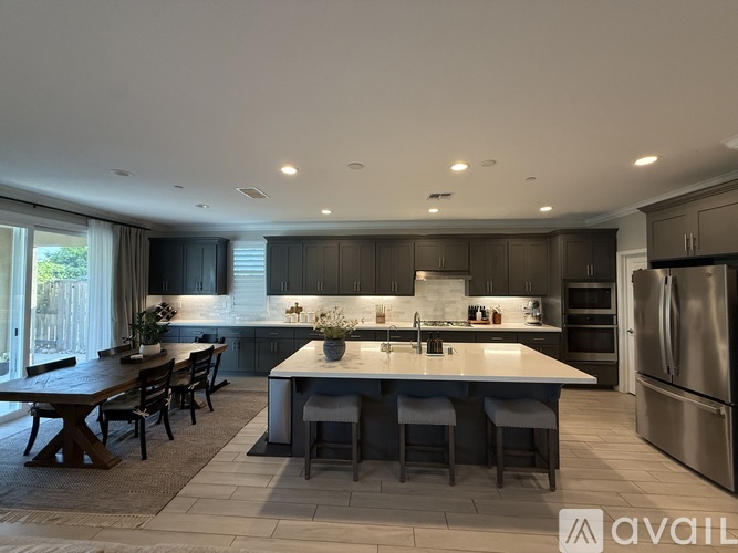 2531 Mayfair Street 3 Beds Single Family Home for Rent - Photo gallery 5