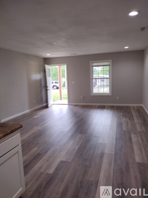 424 South Park Street 3 Beds Single Family Home for Rent - Photo gallery 2