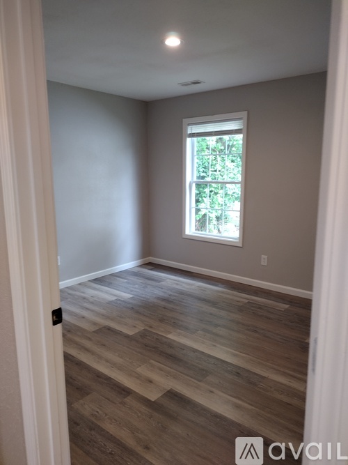 424 South Park Street 3 Beds Single Family Home for Rent - Photo gallery 4