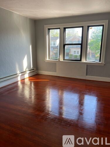 736 Brookline Boulevard 2 Beds Apartment for Rent