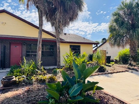 5454 Decatur Street 2 Beds Apartment for Rent