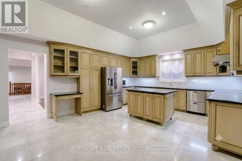 MAIN - 41 DIANA DRIVE 3 Beds Apartment for Rent