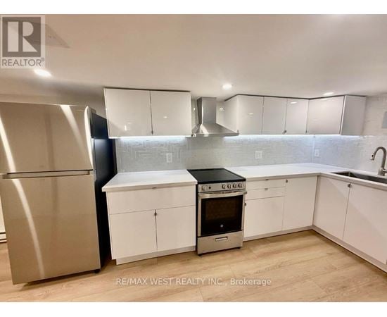 BSMT - 10 VIMY AVENUE 1 House for Rent - Photo gallery 2