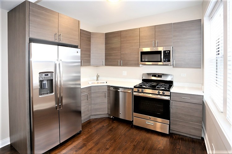 2228 North Sawyer Avenue 1 Apartment for Rent - Photo gallery 1